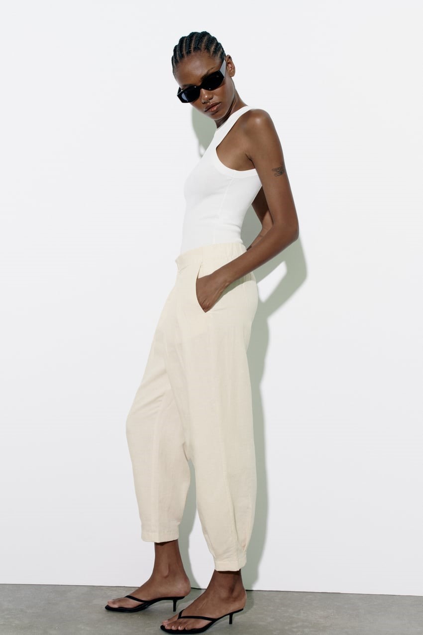 Pantalones de lino: cómo combinar la prenda de moda 2023