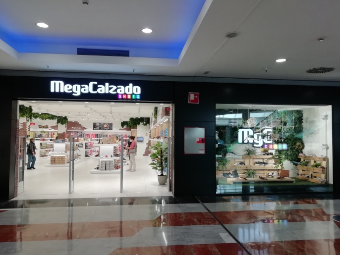 Megacalzado en Urbil Donostia San Sebastián | Centro Comercial Urbil