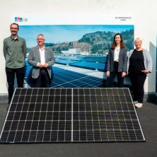 Inauguración de planta fotovoltaica con casi medio millar de paneles 